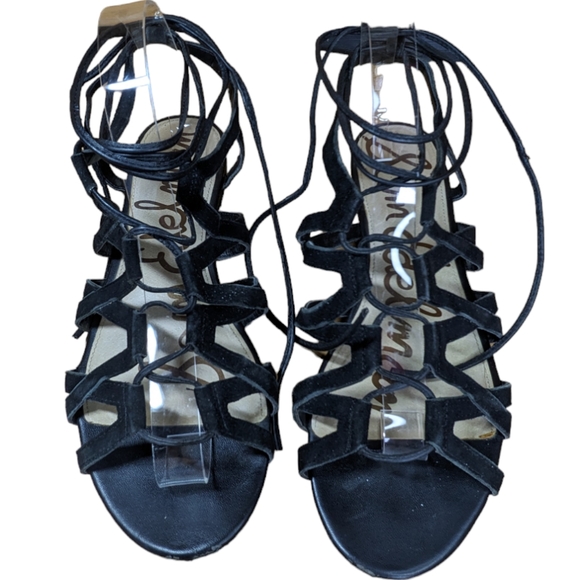Sam Edelman Shoes - Sam Edelman strappy suede sandals flats in size 9.5